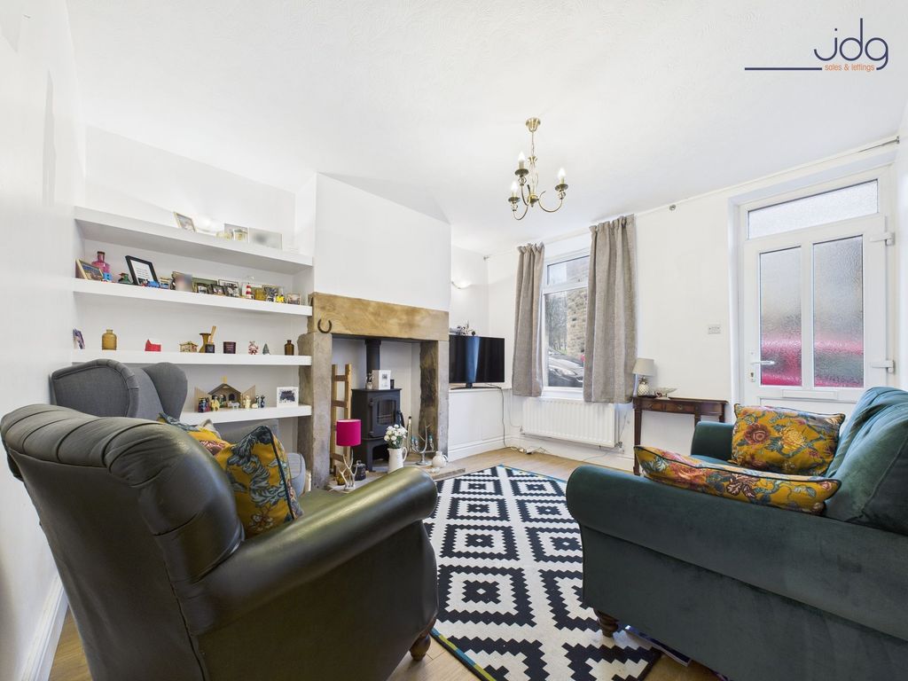 Property photo 2 of 11 Lounge