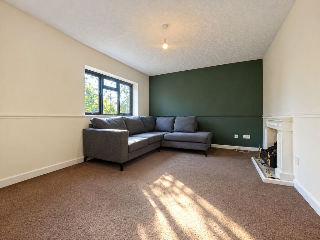 Property photo 2 of 9 Picture No. 10