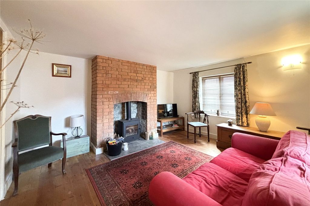 Property photo 2 of 20 Picture No. 11