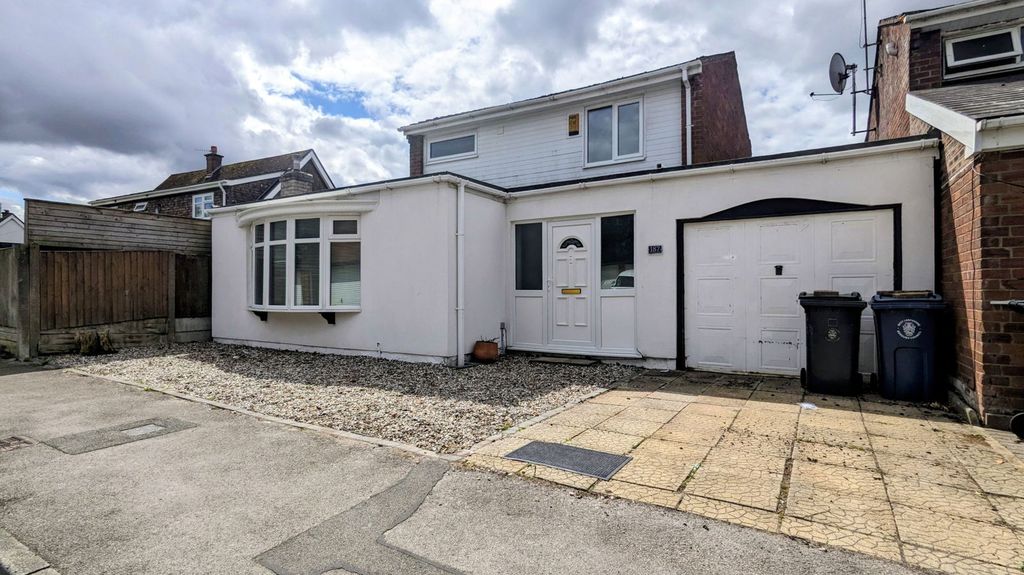 Property photo 1 of 27