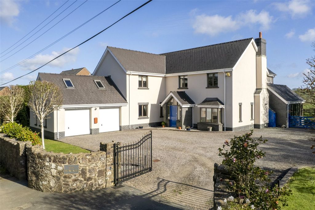 Property photo 2 of 39 Picture No. 53