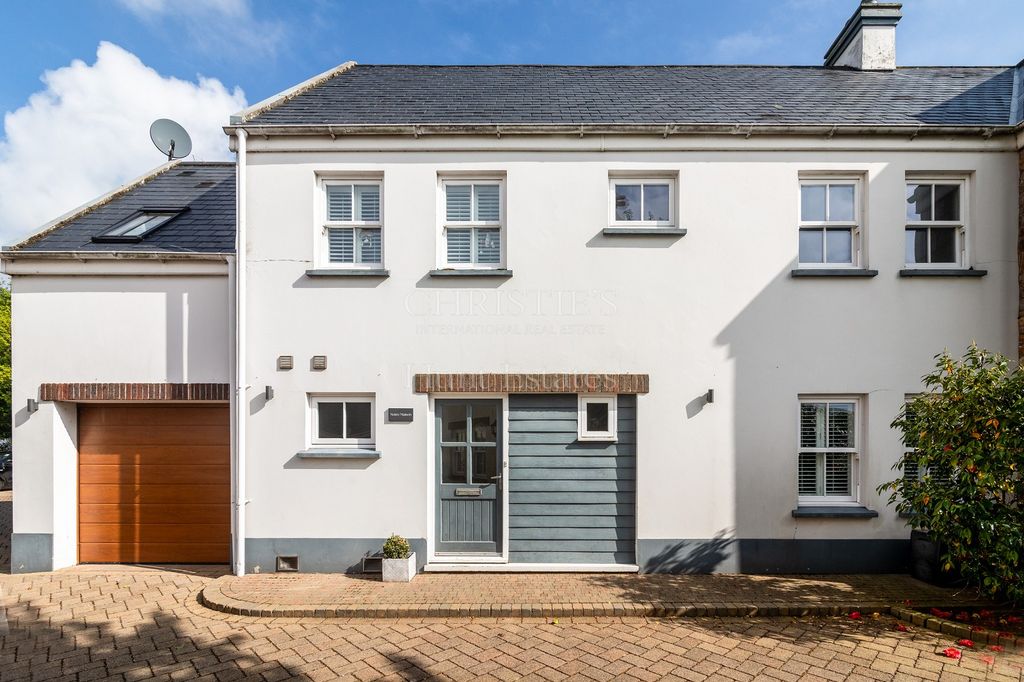 Property photo 2 of 22 Not Specified