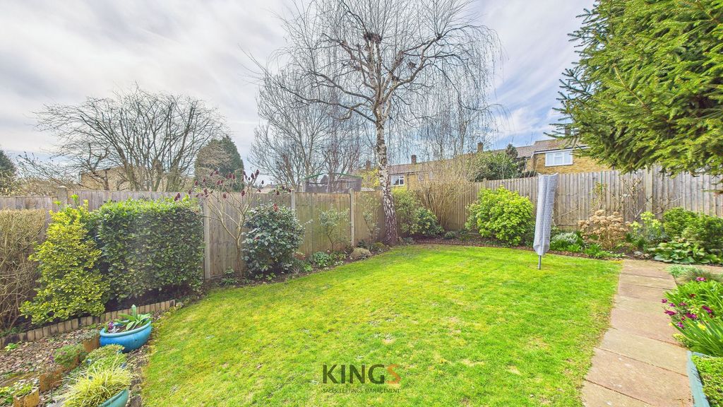 Property photo 3 of 26 Rear Garden