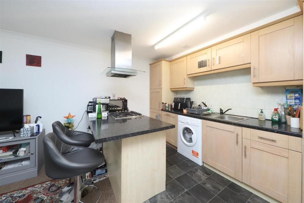 Property photo 3 of 13 1F1cd6029336c9B9F1E7711Cbbd59856.Jpeg