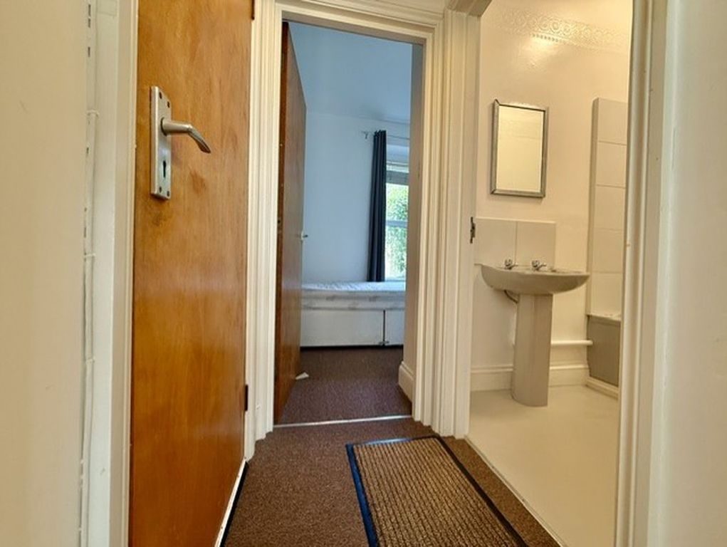 Property photo 3 of 16 Photo 3
