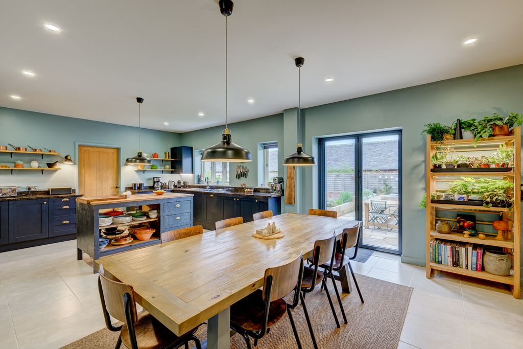 Property photo 3 of 28 Dining Kitchen 1