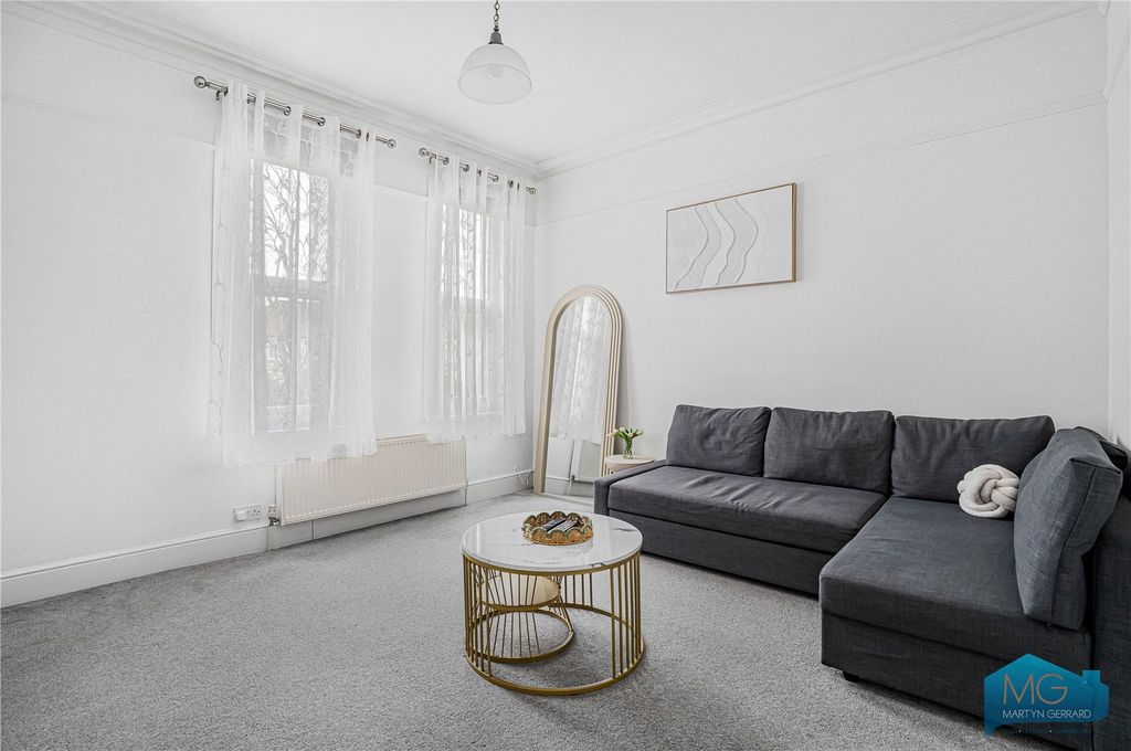 Property photo 2 of 20 Picture No. 13