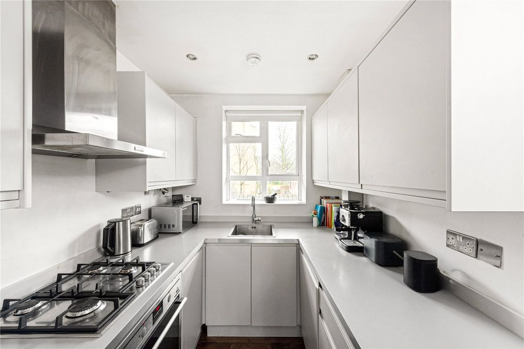 Property photo 2 of 12 Picture No. 12