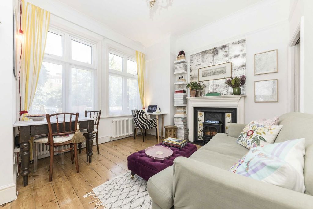 Property photo 2 of 7