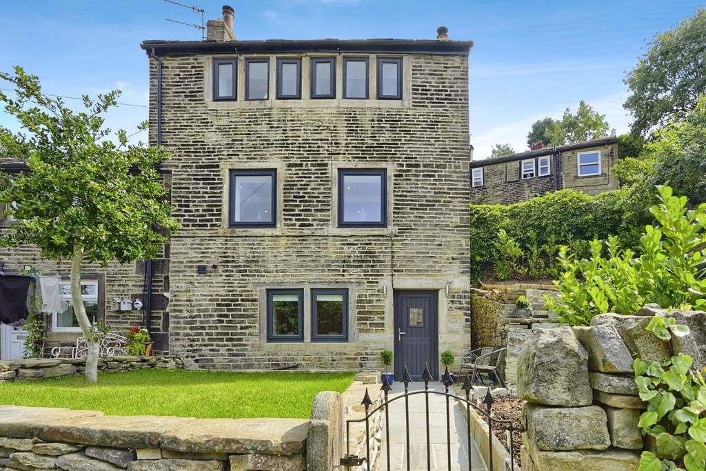 Property photo 1 of 22