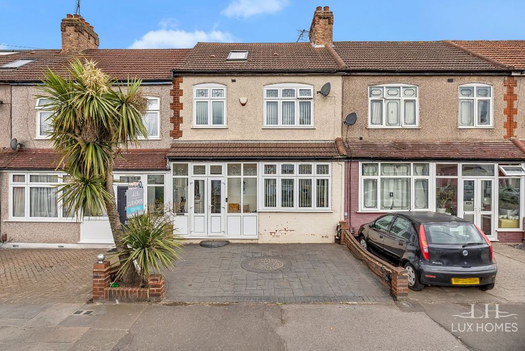 Property photo 1 of 22
