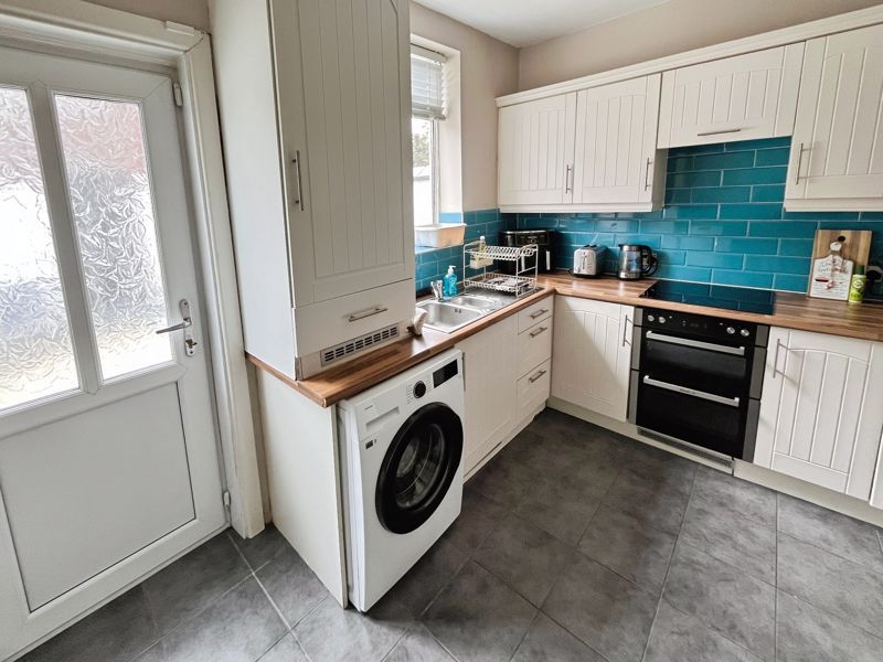 Property photo 3 of 13 Kitchen