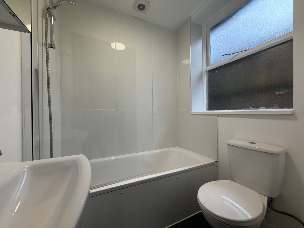 Property photo 3 of 6 Bathroom