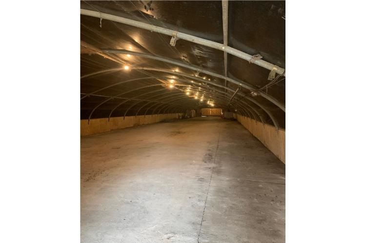 Property photo 1 of 2