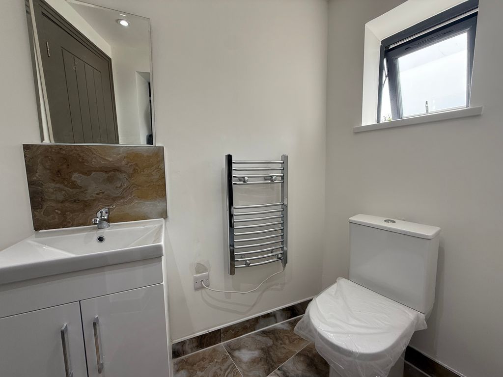 Property photo 2 of 2