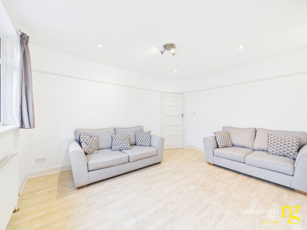 Property photo 3 of 17 Picture No. 10