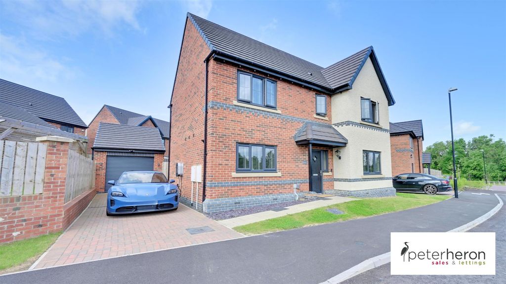 Property photo 1 of 35 2.Jpg