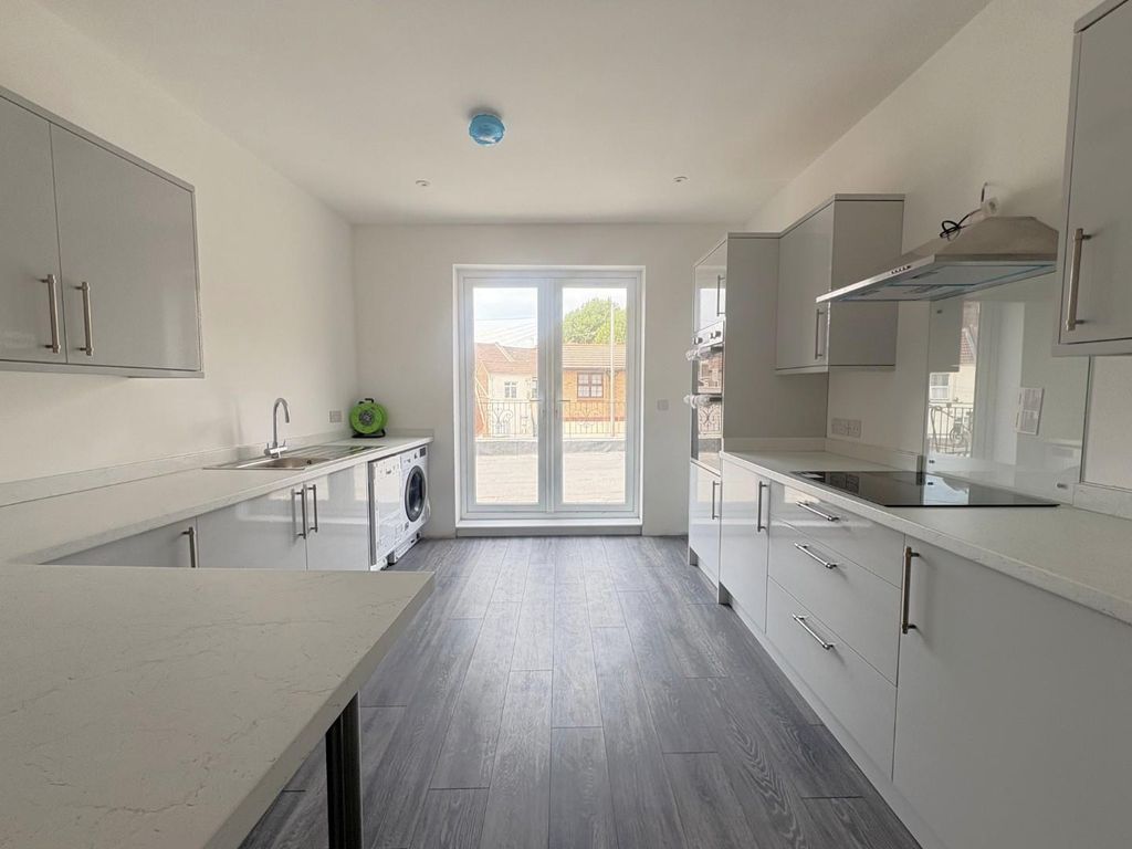 Property photo 1 of 13 5.Jpg