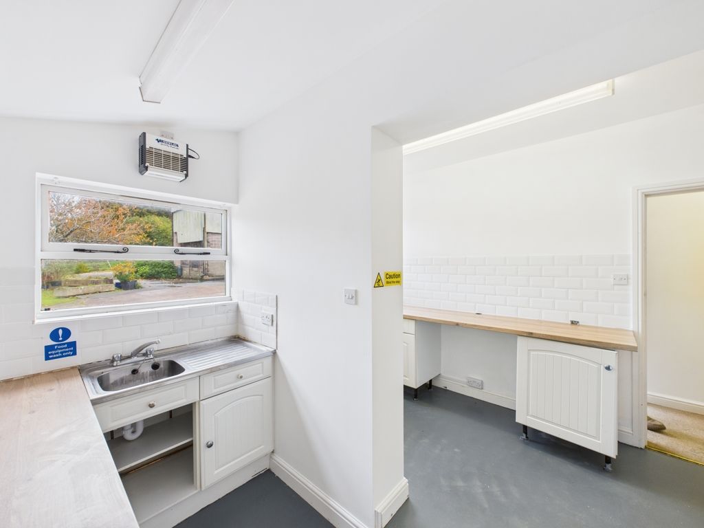 Property photo 3 of 7 Photo 3