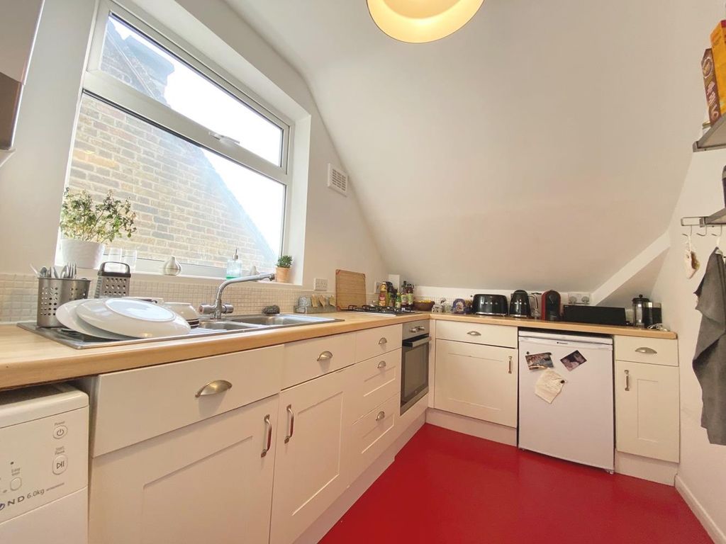Property photo 3 of 7 6.Jpg