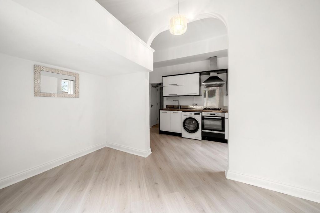 Property photo 2 of 9 Dsc08825.Jpg