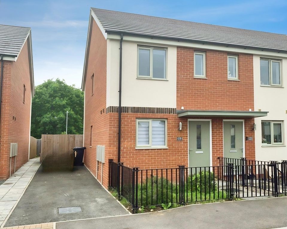 Property photo 1 of 9