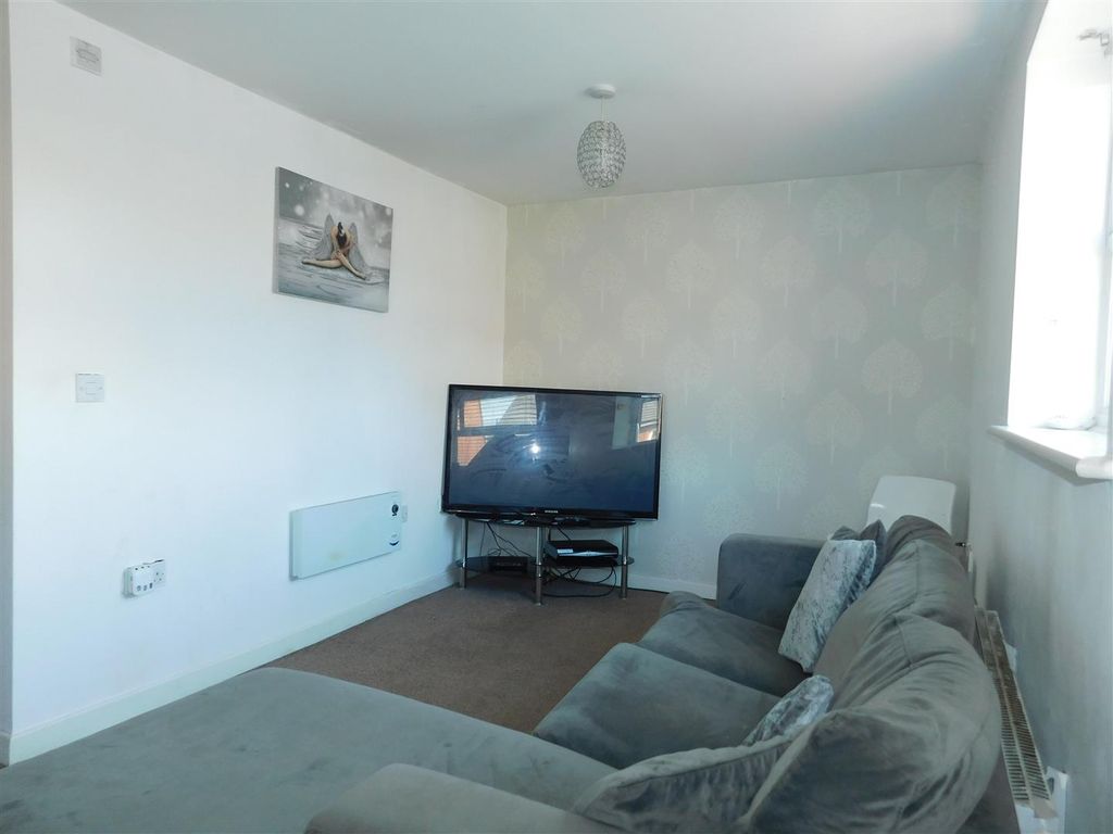 Property photo 3 of 11 Open Plan Kitchen/Diner
