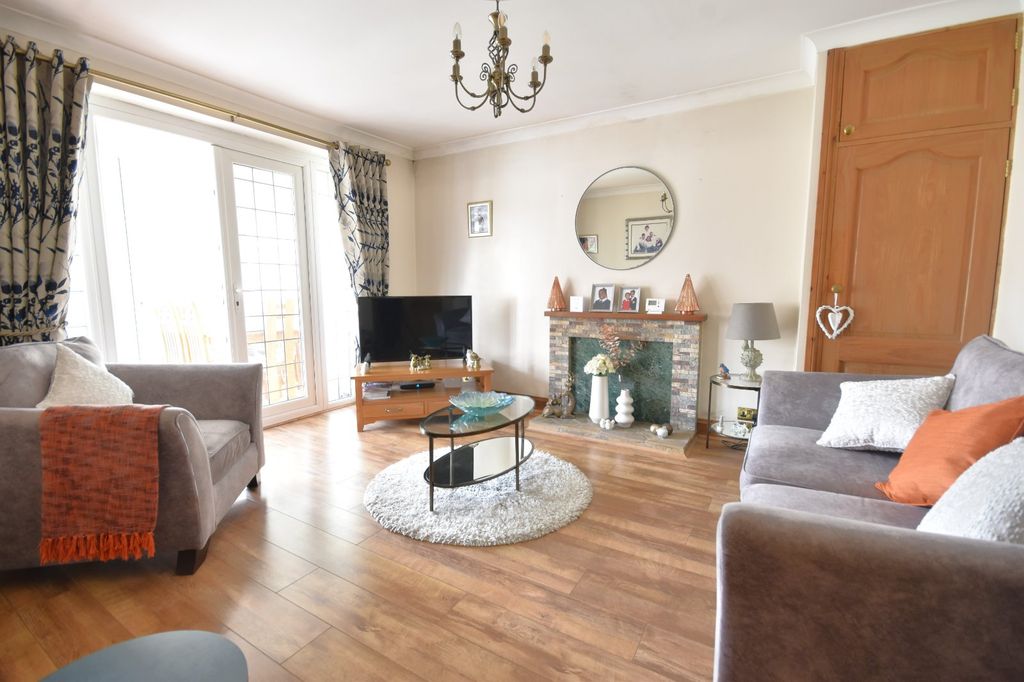 Property photo 3 of 12 Picture No. 08