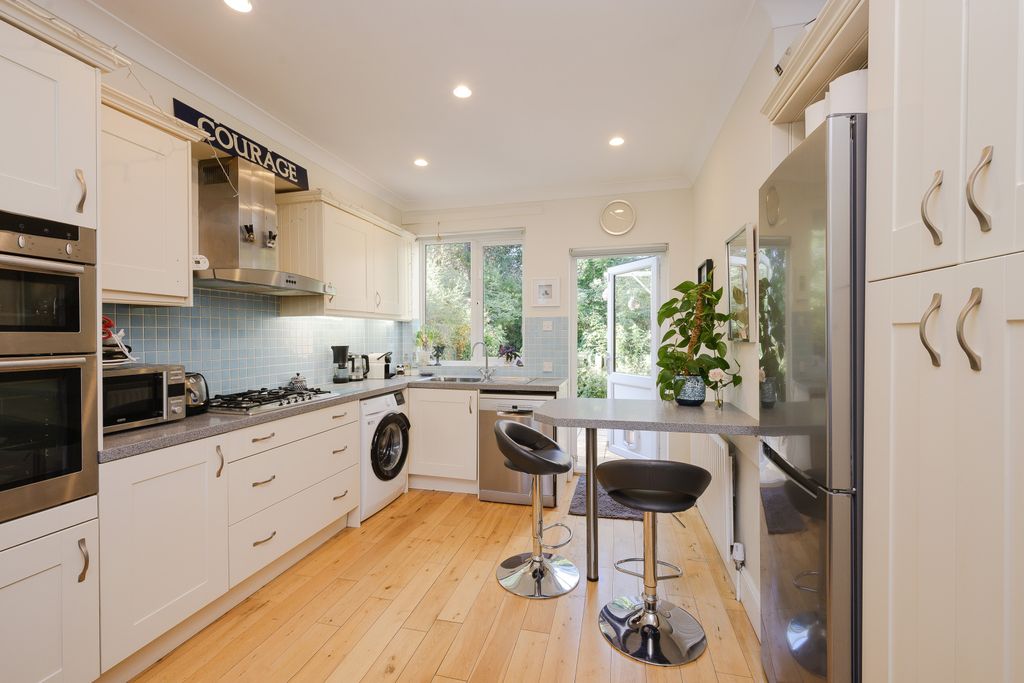 Property photo 1 of 17 Picture No. 07