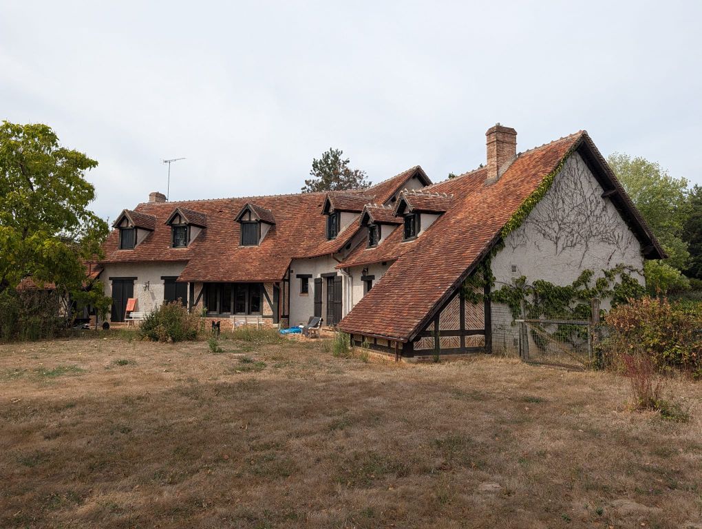 Property photo 1 of 25 Main Exterior View