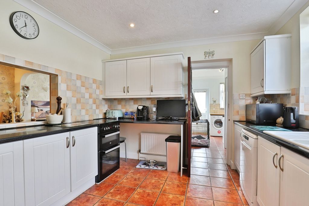 Property photo 3 of 15 Pbox-Img.Jpg