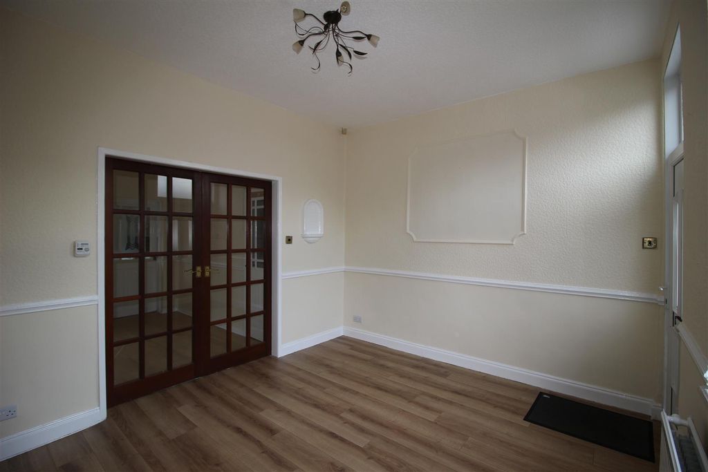 Property photo 3 of 13 Img_0563.Jpg