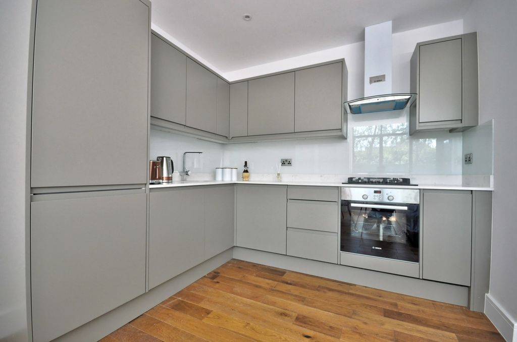 Property photo 3 of 5 3570-Hr-2