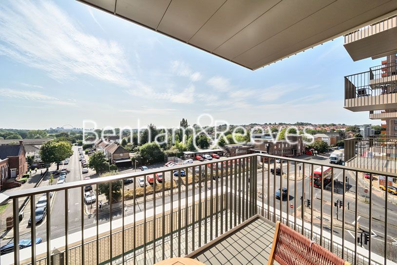 Property photo 3 of 7