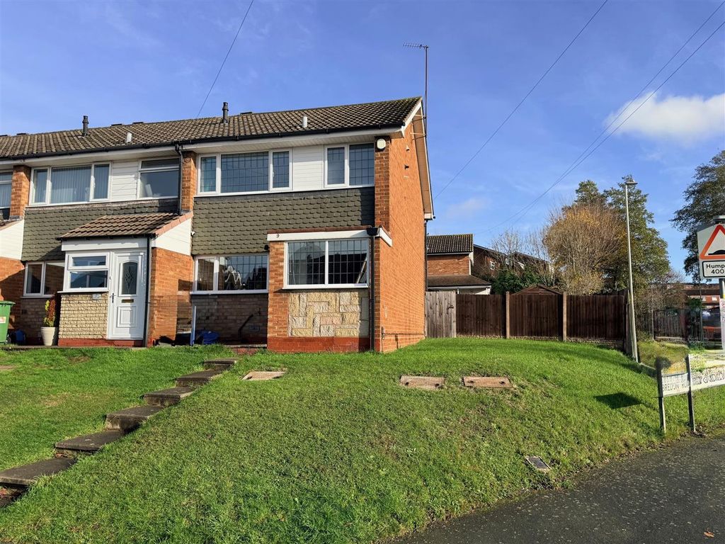 Property photo 1 of 18