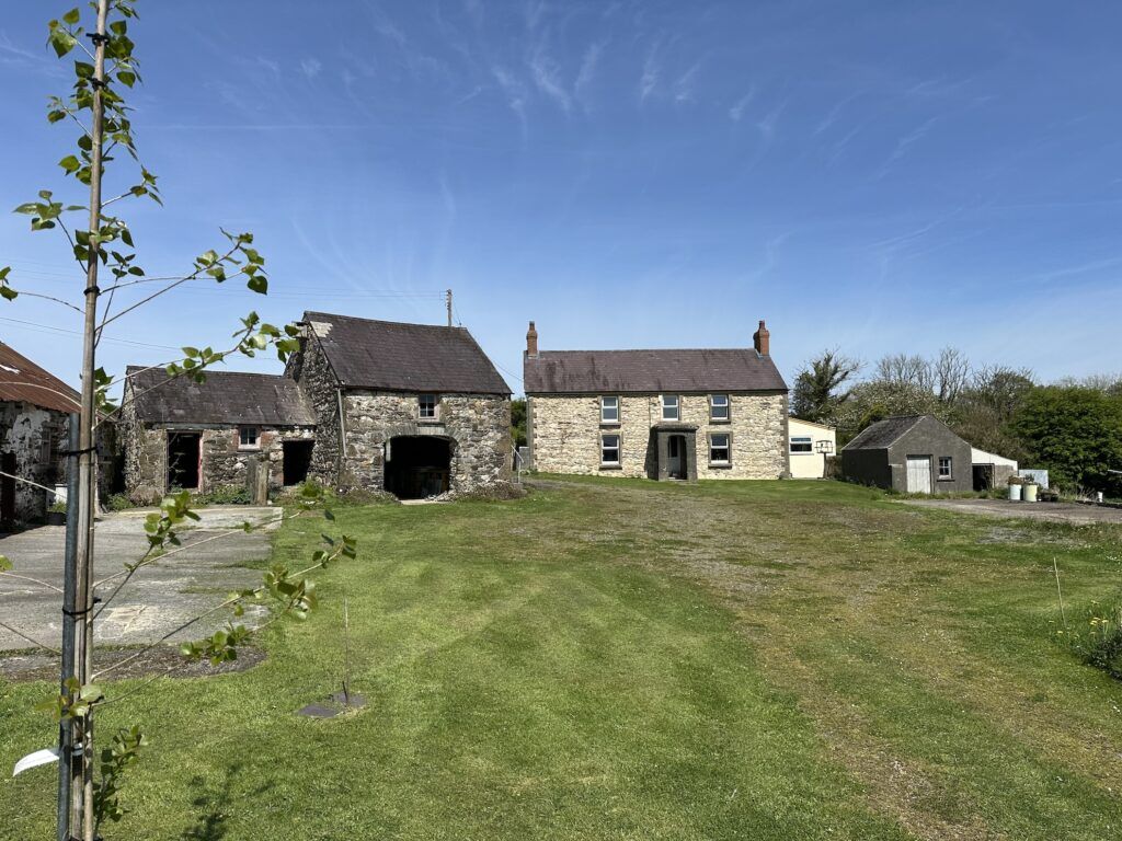 Property photo 1 of 31
