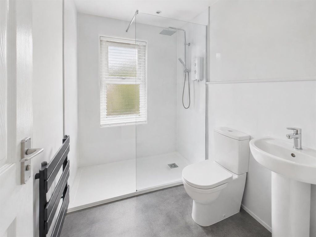 Property photo 2 of 5 825Cdb83-Bda7-4Ef0-9019-De0Aba92E805.Png