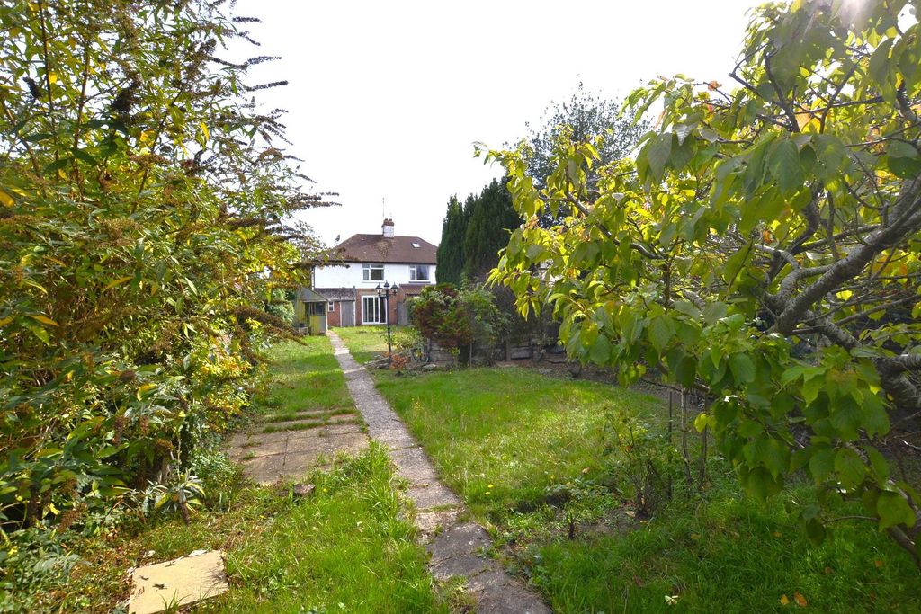Property photo 2 of 16