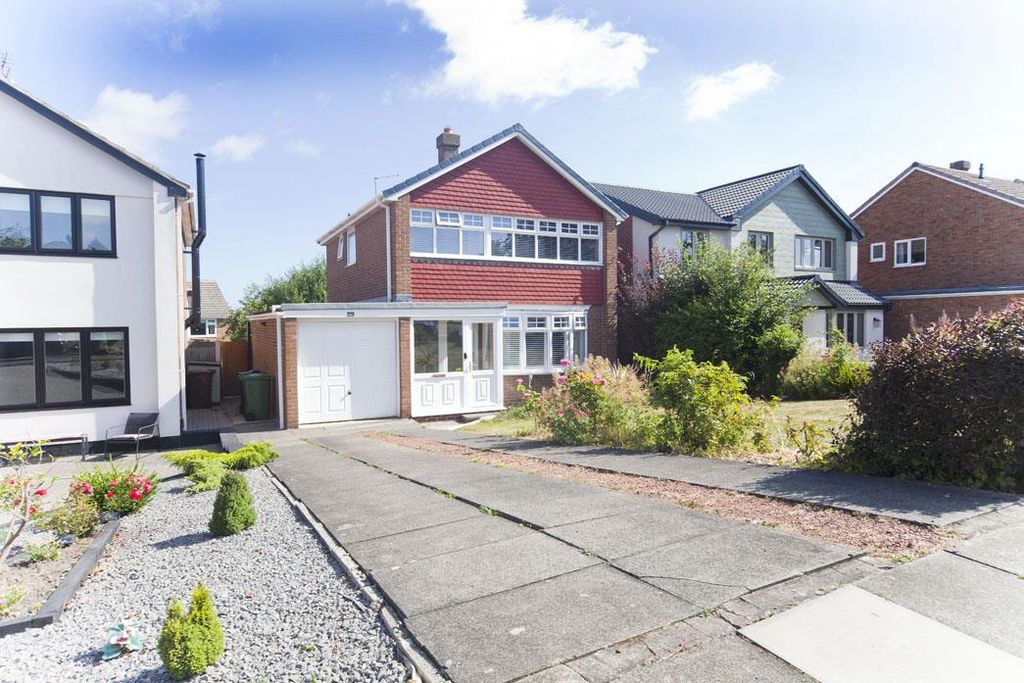 Property photo 1 of 31