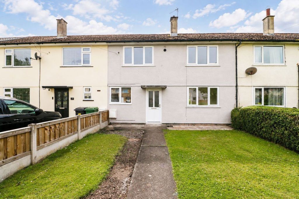 Property photo 1 of 12