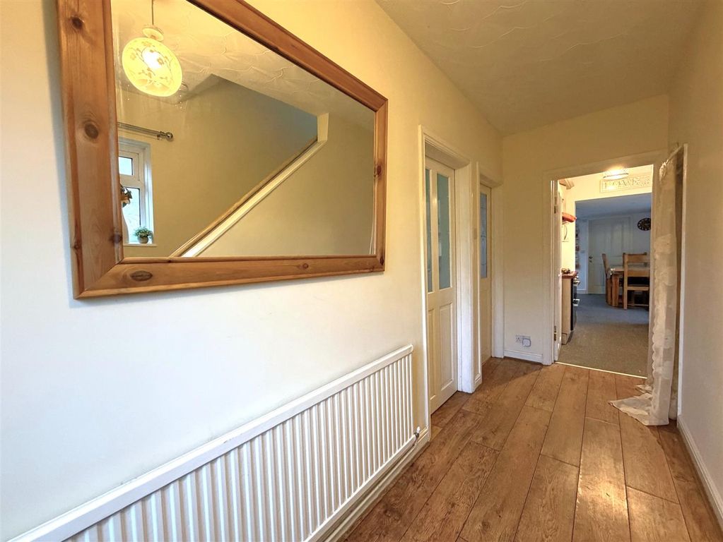 Property photo 3 of 21 Bb.Jpeg