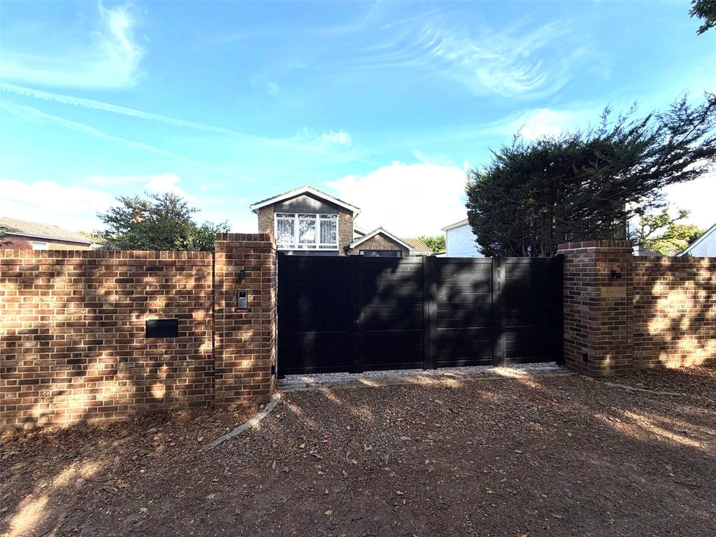 Property photo 3 of 24 Picture No. 35