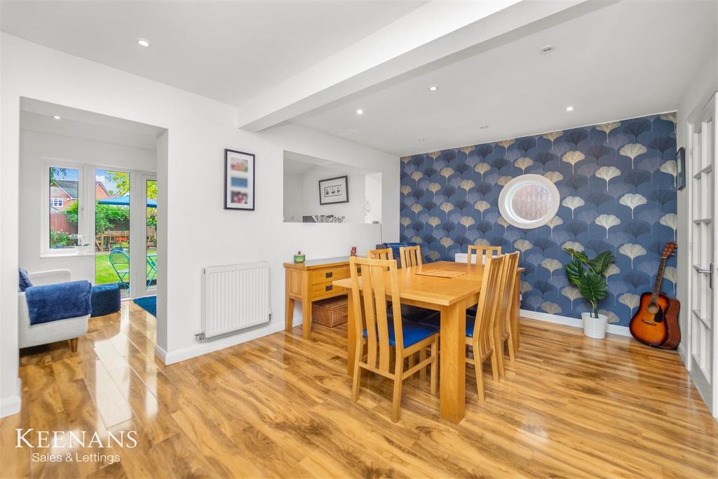 Property photo 3 of 44 4.Jpg