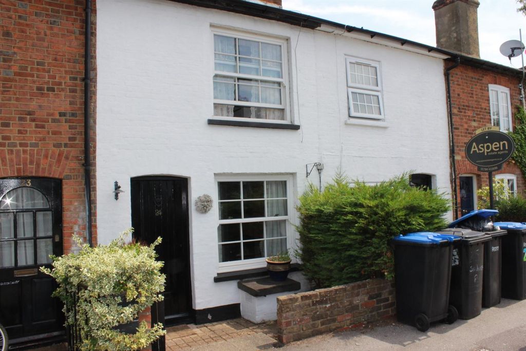 Property photo 1 of 10