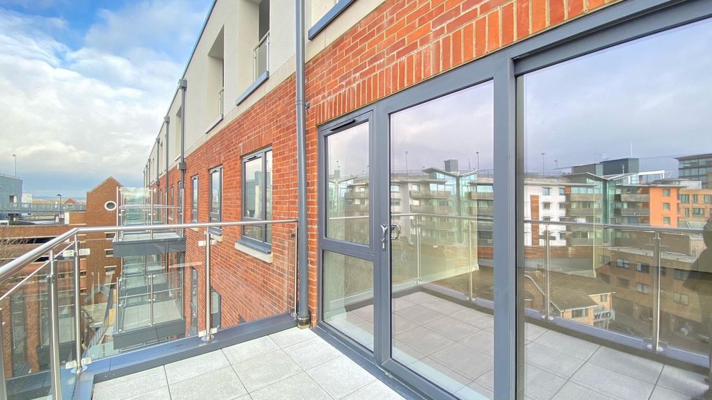 Property photo 3 of 13 Balcony