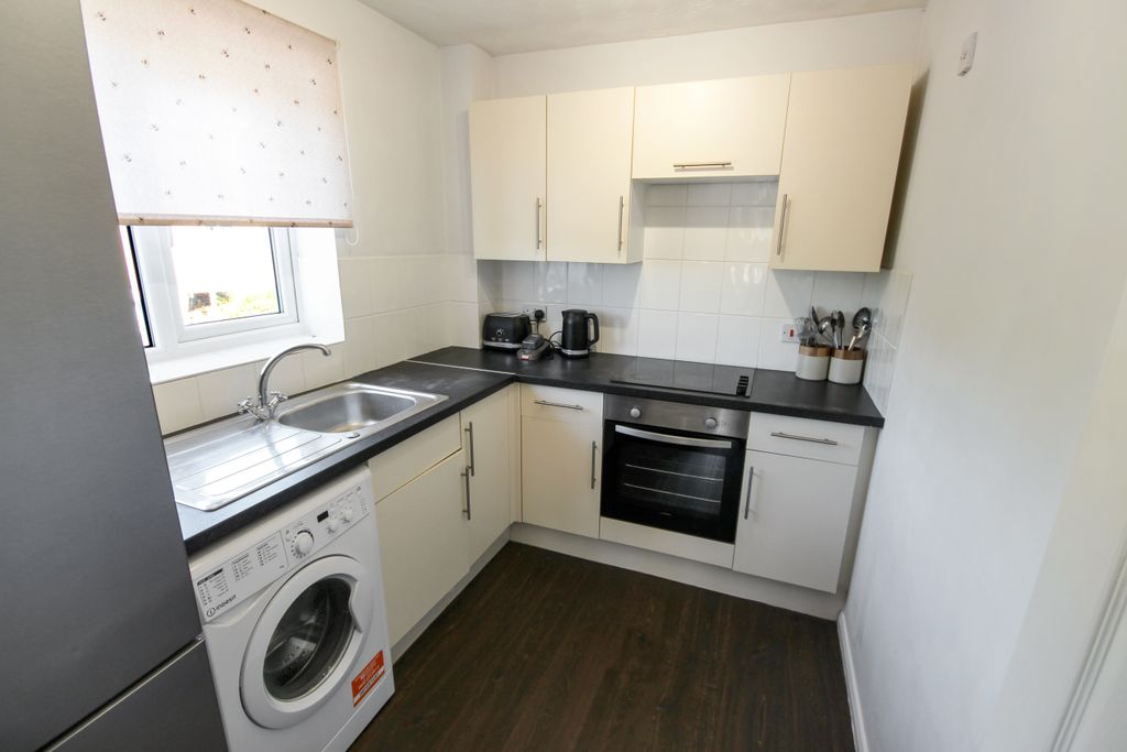 Property photo 3 of 9 Img_9134