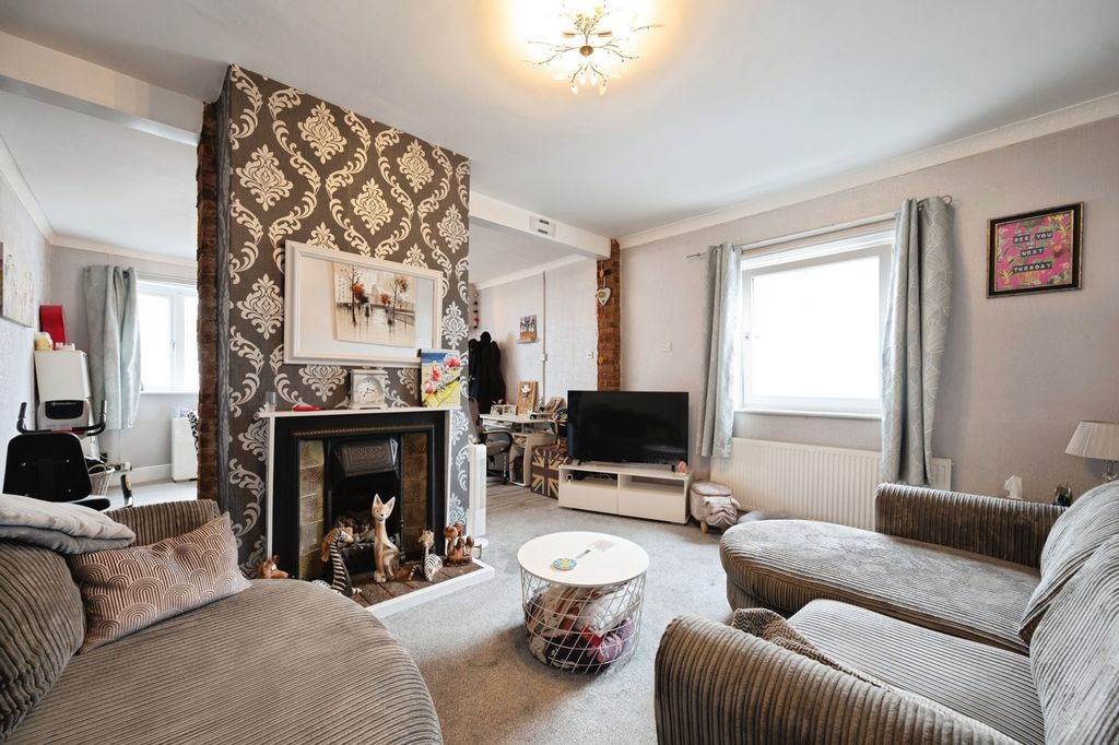 Property photo 1 of 16 Photo
