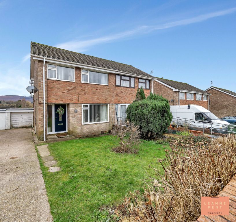 Property photo 1 of 25