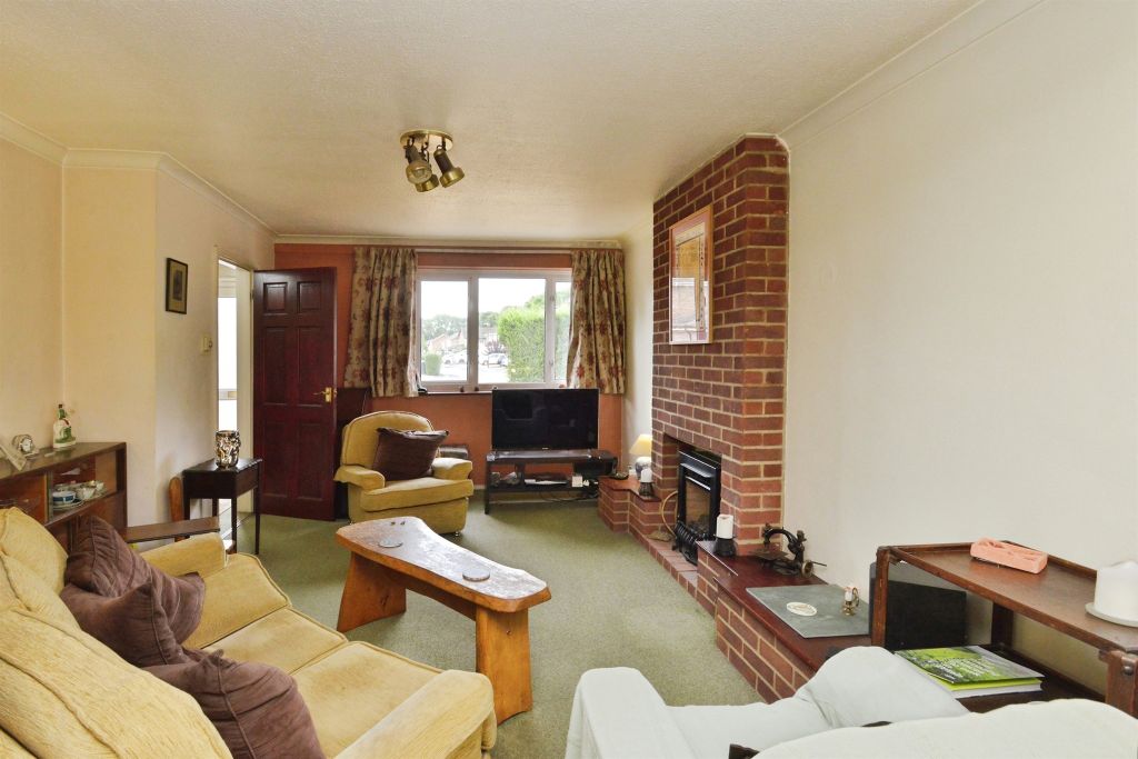 Property photo 2 of 16
