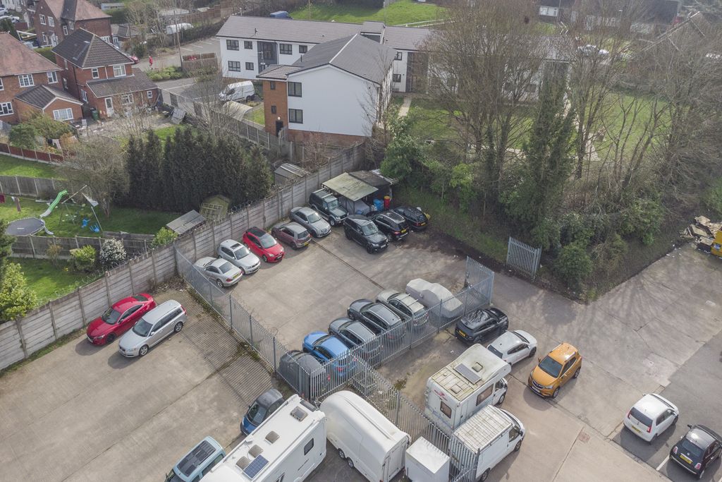 Property photo 2 of 3